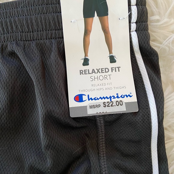 Champion shorts - Picture 2 of 3